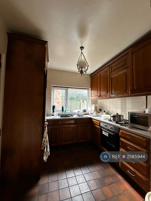 3 bedroom house in North Street, Crewkerne, TA18 (3 bed) (#2585944)