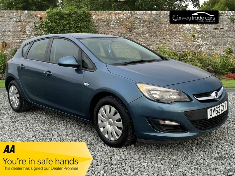 2012 Vauxhall Astra 1.6 Astra Exclusive Auto 5dr Hatchback Petrol Automatic