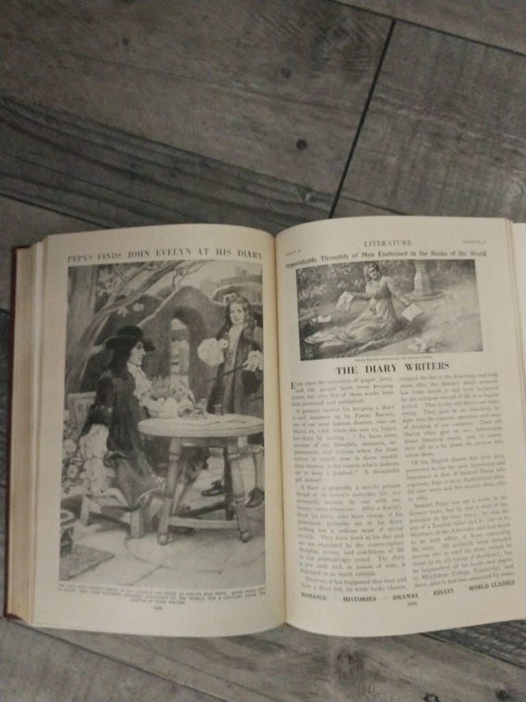 Children's encyclopedia Arthur mee