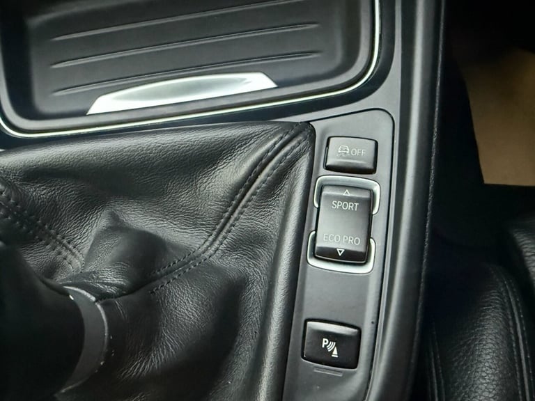 2015 BMW 4 Series 420i xDrive M Sport 2dr COUPE PETROL Manual