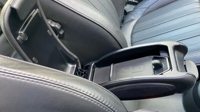 2020 MINI Electric Hatch Cooper SE 32.6kWh Level 3 Hatchback 3dr Electric Auto (184 ps) Hatchback...