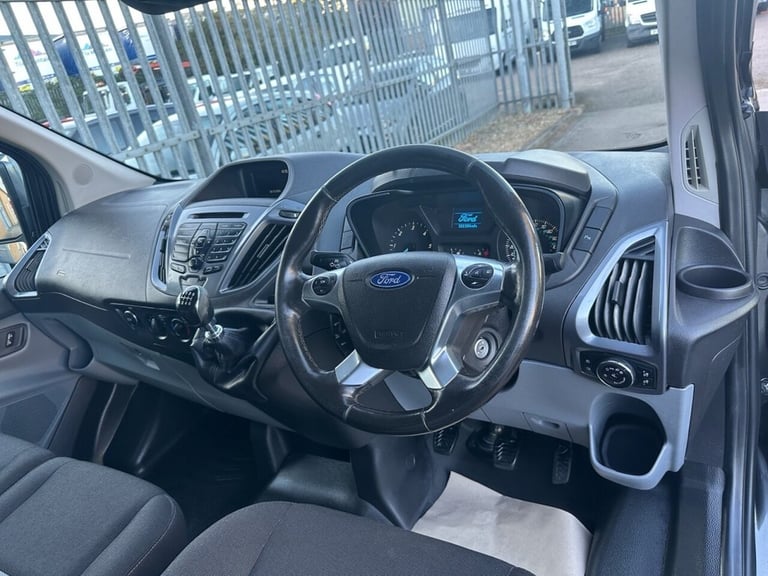 2017 Ford Transit Custom 2.0 TDCi 290 Limited Panel Van 5dr Diesel Manual L1 H2 (157 g/km, 168 bh...