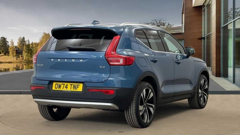 2025 Volvo XC40 2.0 B4 MHEV Ultra Bright DCT Auto Euro 6 (s/s) 5dr ESTATE Petrol/Electric Hybrid ...