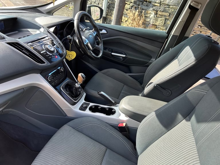 2012 (61) FORD GRAND C-MAX 1.6 TDCI TITANIUM   7 SEATER