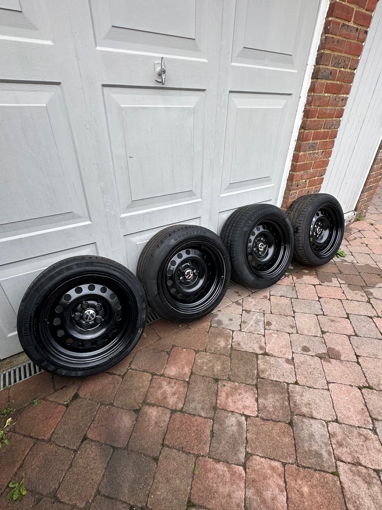 🌟Volkswagen 16” Banded Steels 5x112 With Excellent Tyres Front 195/55/16 Rear 205/55/16 VAG