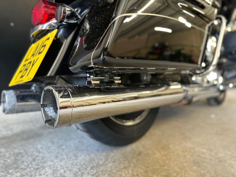 STUNNING LOW MILEAGE 2016/16 HARLEY-DAVIDSON FLHTKL ELECTRA GLIDE UL LOW