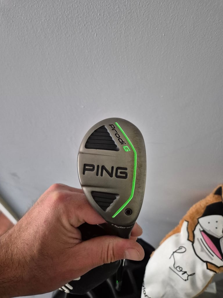 Junior clubs and bag