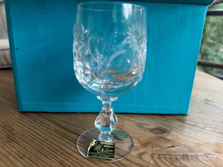 image for RARE SET OF 6 VINTAGE HAND CUT MARGARET LEAD CRYSTAL SHERRY GLASSES
