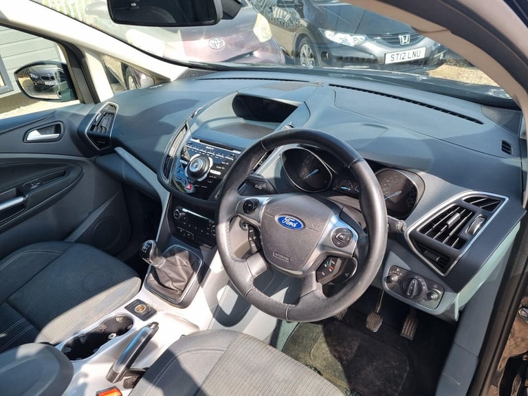 2011 Ford C-Max 1.6 Titanium Euro 5 5dr MPV Petrol Manual