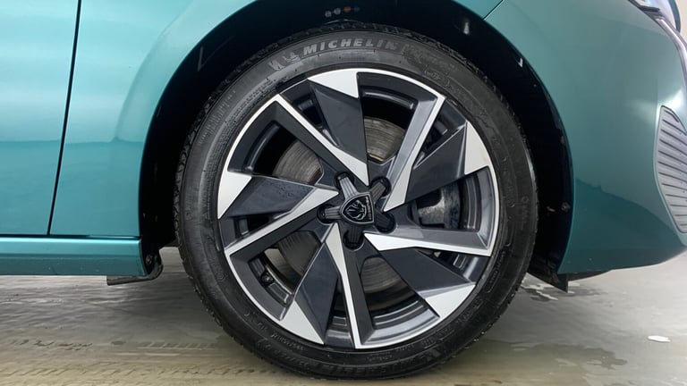2024 Peugeot 308 SW 1.6 12.4kWh Allure Premium Estate 5dr Petrol Plug-in Hybrid e-EAT Euro 6 (s E...