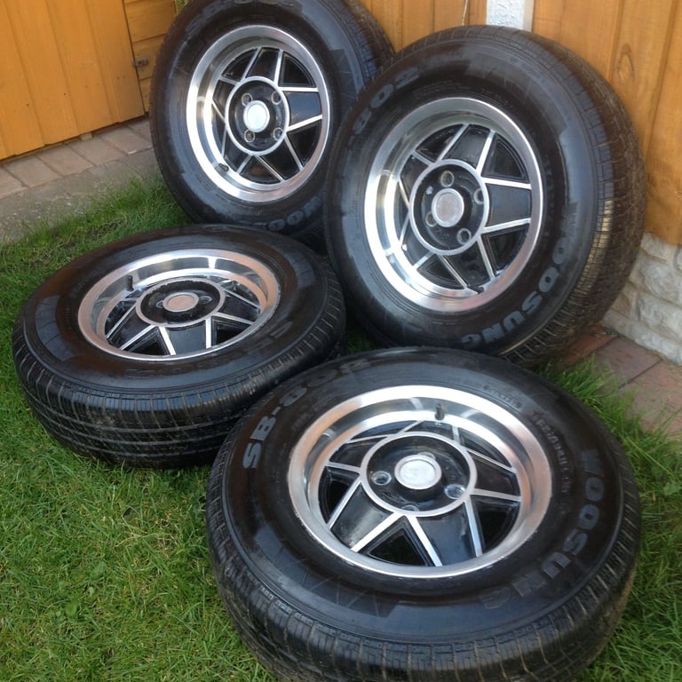 Triumph stag alloy wheels