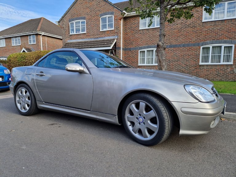 Mercedes SLK320