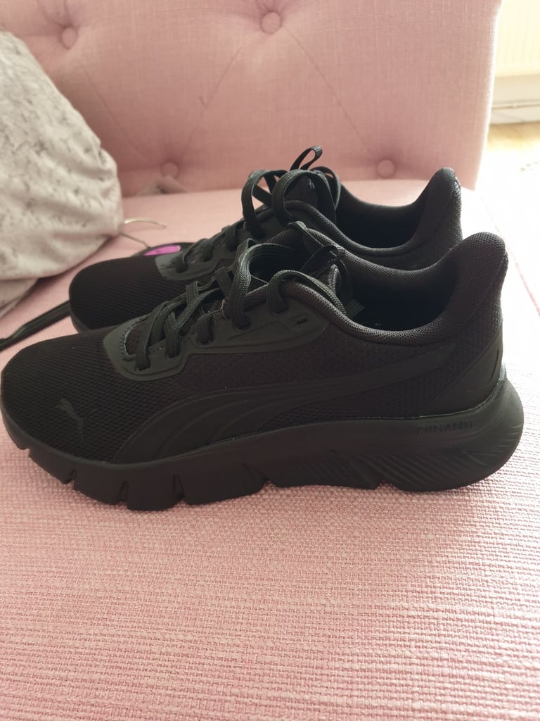 Size 5 pumas unisex