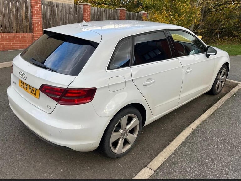 AUDI A3 1.6 TDI Sport Sportback Euro 5 (s/s) 5dr 2014