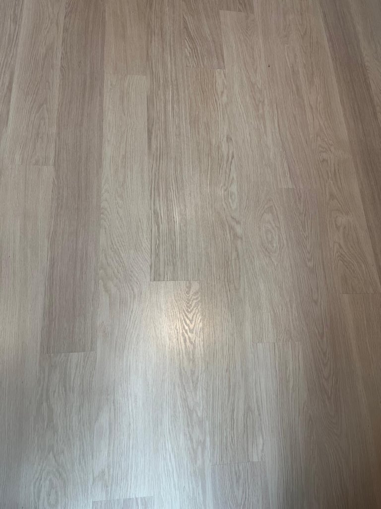 Light Oak Laminate Flooring - Your Offer!