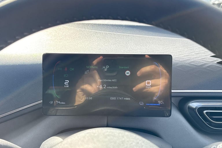 2025 BYD Dolphin 43.2kWh Comfort Hatchback 5dr Electric Auto (154 ps) HATCHBACK Electric Automatic