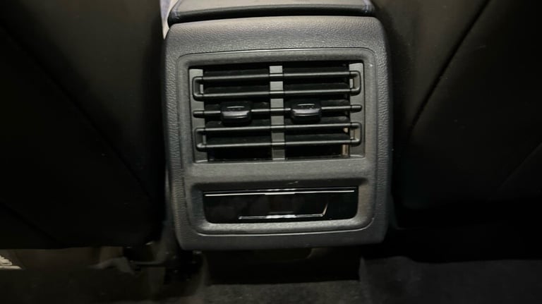 2023 Volkswagen Golf 2.0 TSI 320 R 4Motion 5dr DSG Hatchback Petrol Automatic