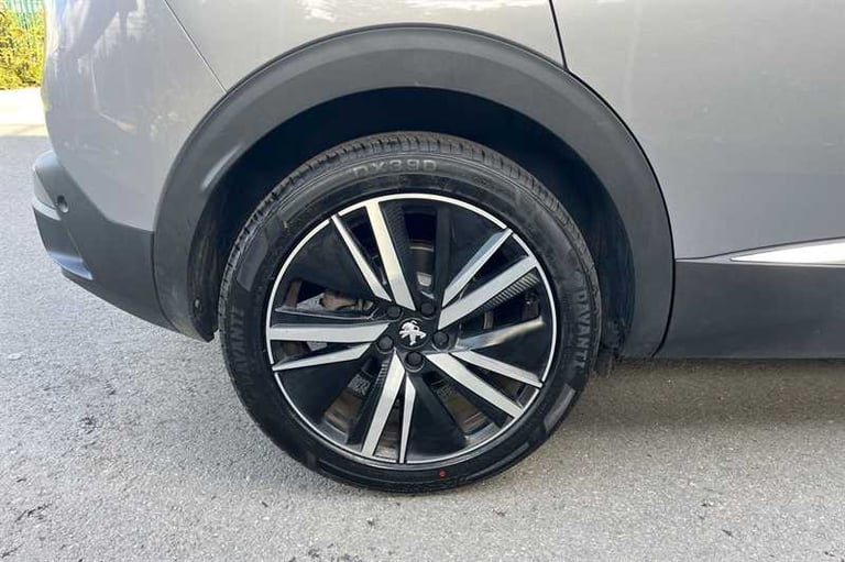 2022 Peugeot 3008 1.5 BlueHDi (130 PS) GT Premium 5 Door Diesel Automatic *** 1 Owner / Full SUV ...