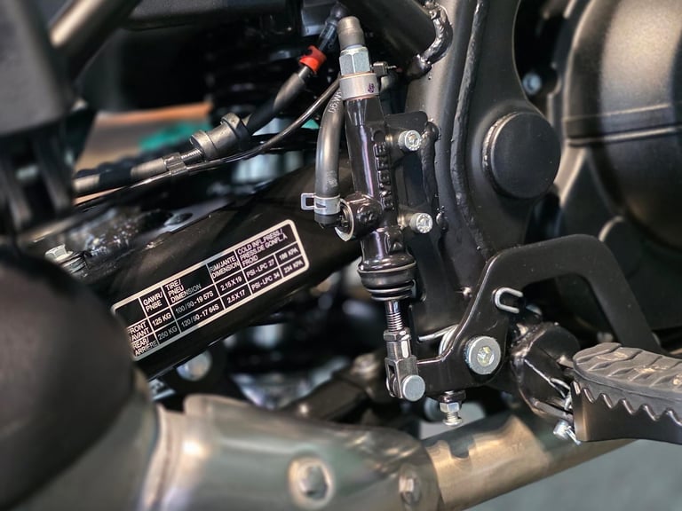 2024/74 ROYAL ENFIELD SCRAM 411 E5 HIMALAYAN 280 MILE'S 