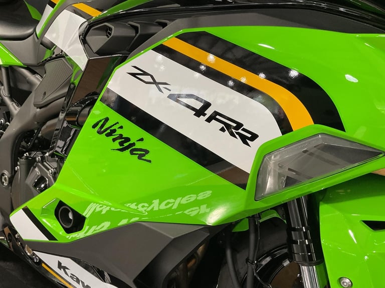Kawasaki Ninja ZX-4RR 2025 with just 253 Miles! One Owner! FREE UK DELIVERY!