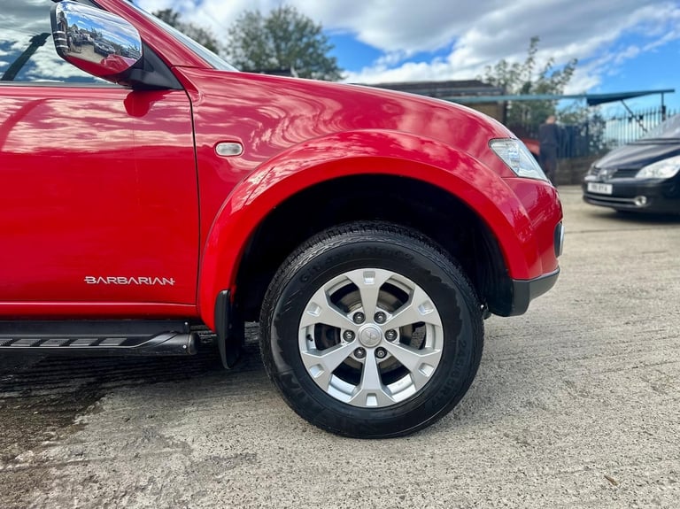 2014 Mitsubishi L200 Double Cab DI-D Barbarian 4WD 176Bhp PICK UP Diesel Manual