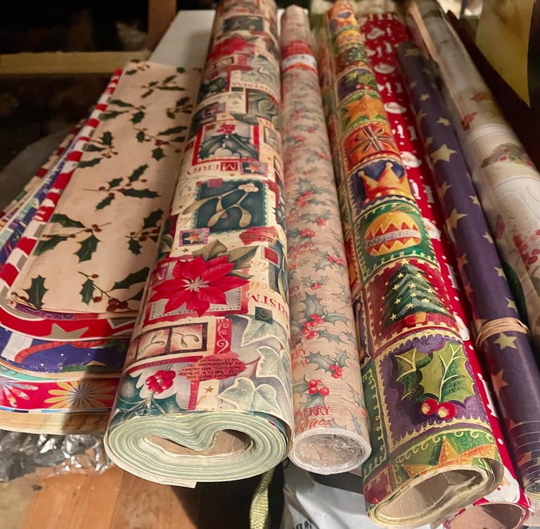 Christmas Xmas Gift Wrapping Paper Car Boot Market Lot