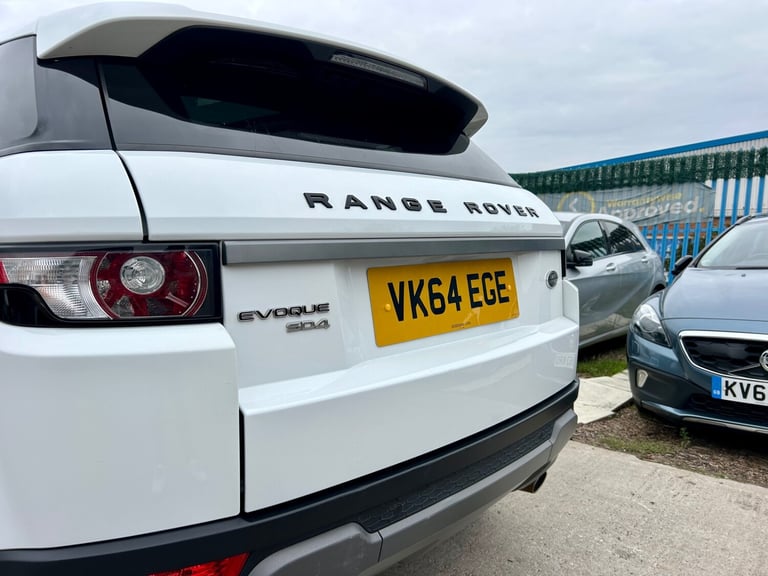 2014 Land Rover Range Rover Evoque 2.2 SD4 Pure 5dr [Tech Pack] ESTATE Diesel Manual