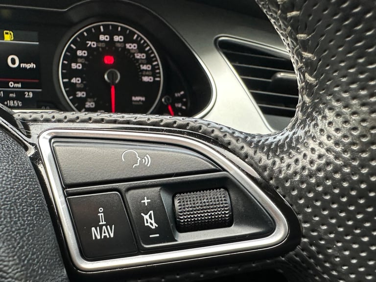 2015 Audi A4 1.8 TFSI S line Euro 6 (s/s) 4dr (Nav) SALOON Petrol Manual