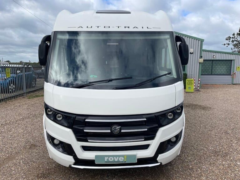 Autotrail Grande GF88 6 Berth Island Bed Tag axle 5000KG End Garage Motorhome
