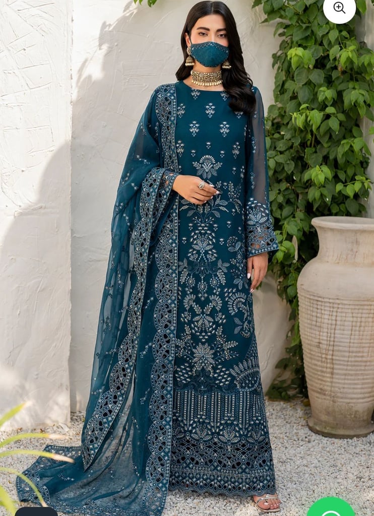 Embroidered Chiffon Zinc colour beautifull original designer dress 3 pieces,only wore 3 hours