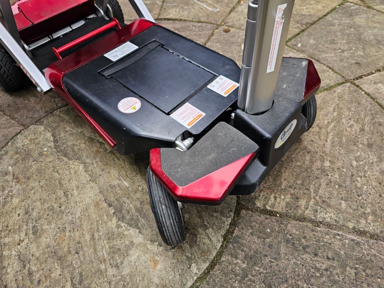 Drive Devilbiss AutoFold Elite Auto Folding Mobility Scooter With Suspension