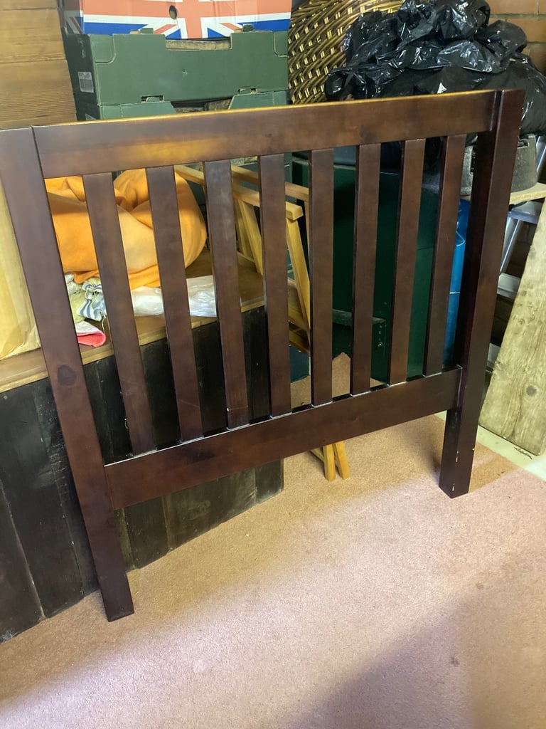 Single bed frame 