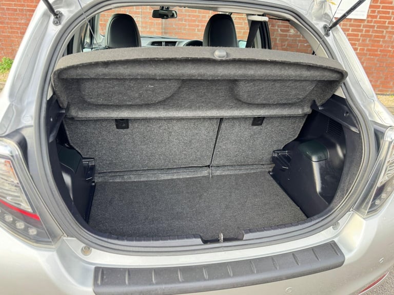  Toyota Yaris 1.5 VVT-h T Spirit CVT Euro 5 5dr Petrol/Electric Hybrid Automatic