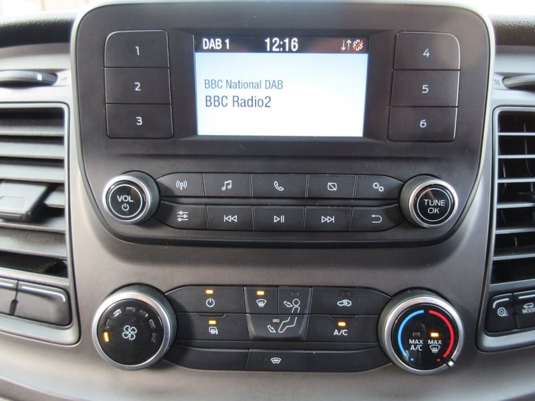 2020 Ford Transit Custom 2.0 EcoBlue 130ps SWB Trend Van LOW MILES NO VAT PANEL VAN Diesel Manual