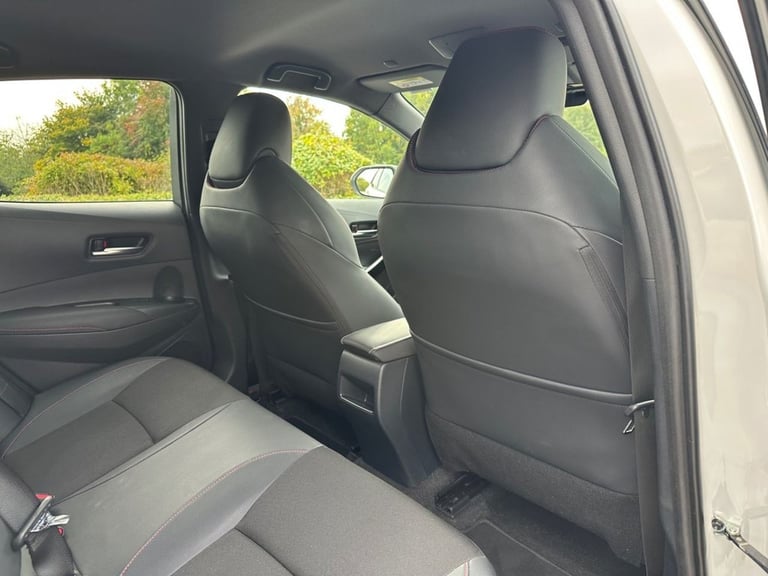 2024 Toyota Corolla 2.0 VVT-h GR SPORT Hatchback 5dr Petrol Hybrid CVT Euro 6 (s/s) (196 ps) Hatc...