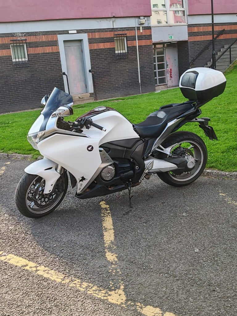 Honda VFR 2012 DCT