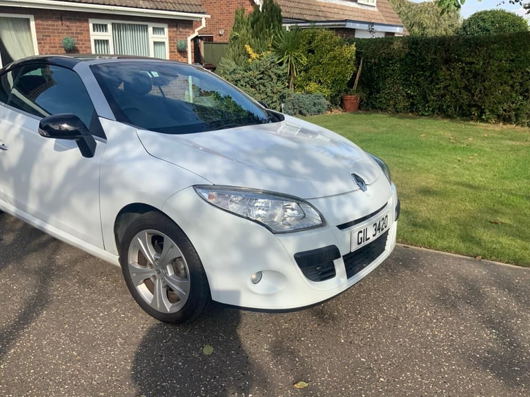Renault Megane convertible automatic 