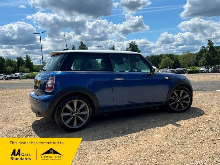 MINI Mini COOPER D LONDON 2012 EDITION