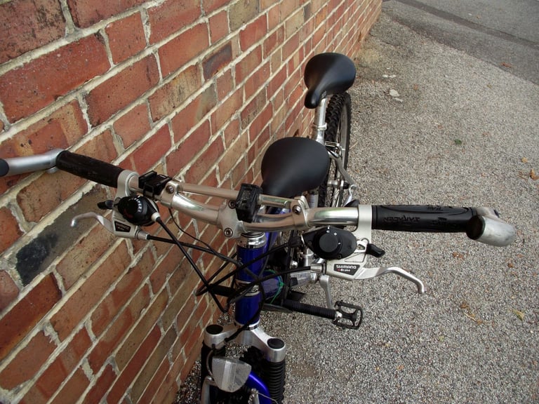 SARACEN ZEN MOUNTAIN BIKE FOR SALE.CLEAN CONDITION.(FULLY SERVICED)