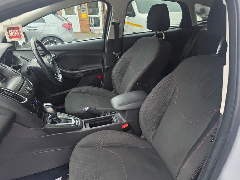 2016 Ford Focus 1.0 EcoBoost 125 Zetec S 5dr Auto HATCHBACK PETROL Automatic