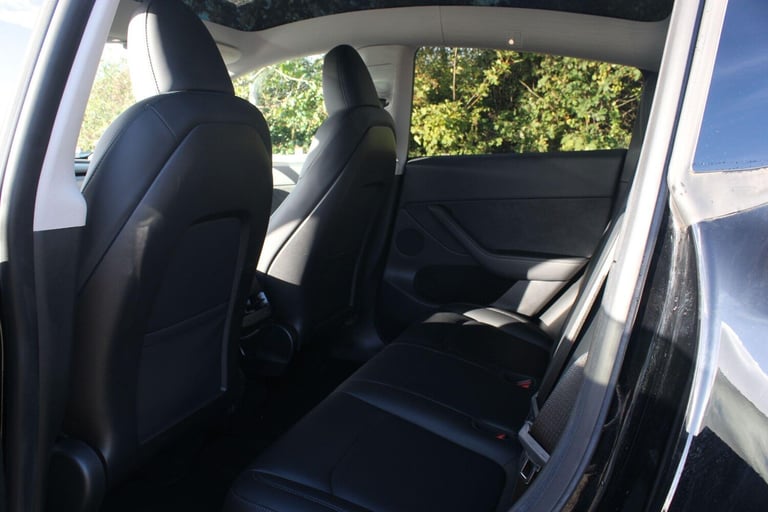 2022 Tesla Model Y (Dual Motor) Long Range Auto 4WDE 5dr MPV Electric Automatic