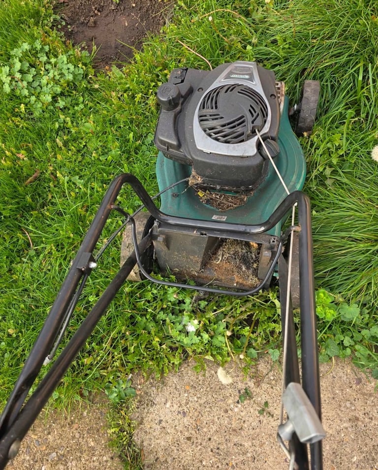 Petrol Lawn Mower 
