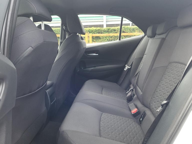 2022 Toyota Corolla 1.8 VVT-i Hybrid Icon 5dr CVT HATCHBACK PETROL/ELECTRIC Automatic