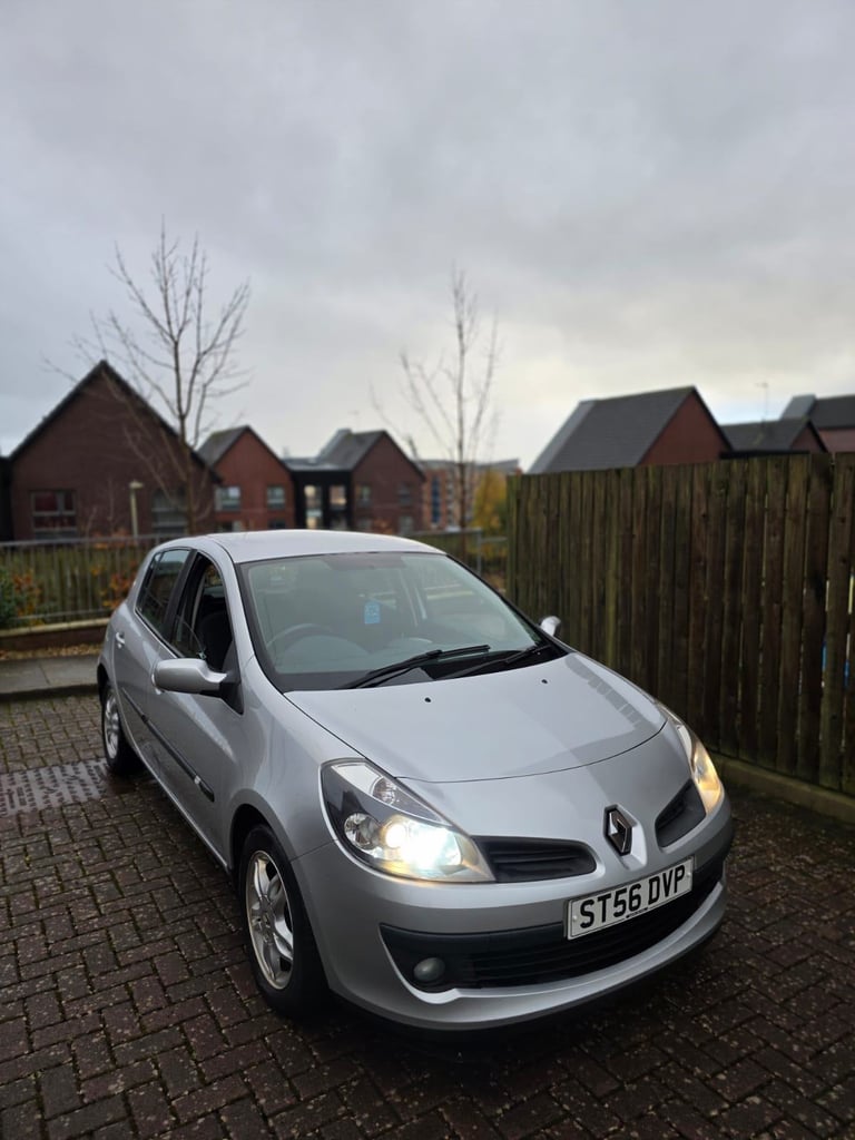 Renault, CLIO, Hatchback, 2006, Manual, 1390 (cc), 5 doors