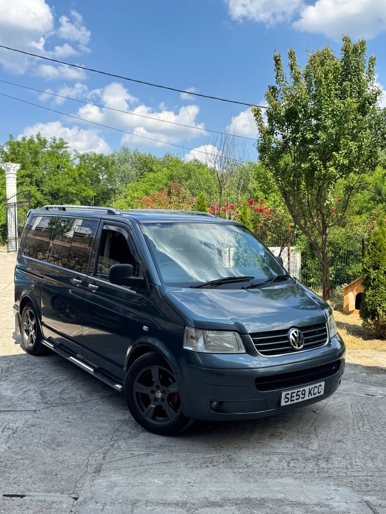 Volkswagen, TRANSPORTER SHUTTLE, MPV, 2009, Manual, 2460 (cc), 5 doors