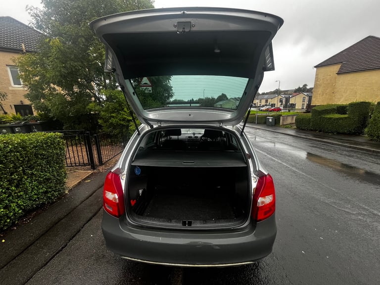 Skoda, SCOUT,,Estate, 2013,, ULEZ .. LONG MOT 