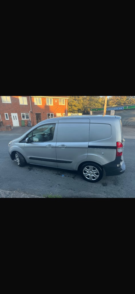 Ford, TRANSIT COURIER, Panel Van, 2016, Manual, 1562 (cc)