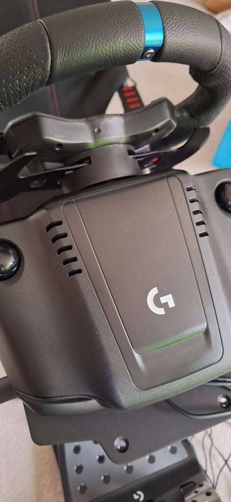 Complete PS5/PS4 driving simulator. 