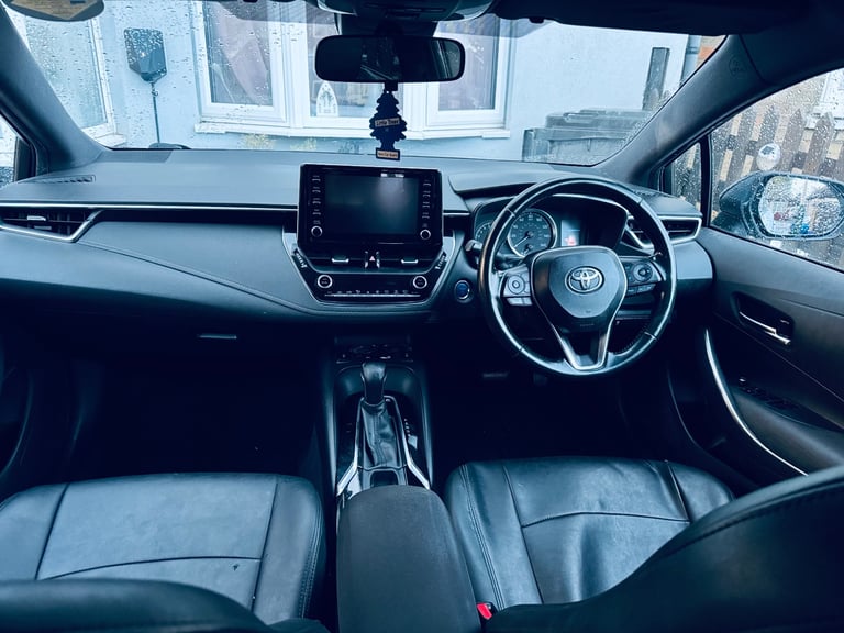 Toyota, COROLLA, Estate, 2019, Other, 1798 (cc), 5 doors