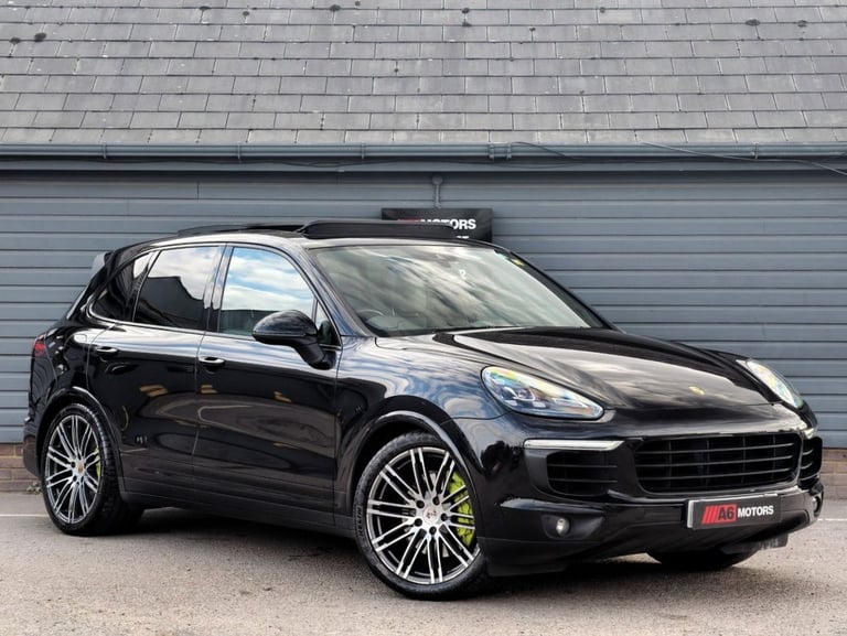 2017 Porsche Cayenne S Platinum Edition E-Hybrid 5dr Tiptronic S ESTATE PETROL/ELECTRIC Automatic